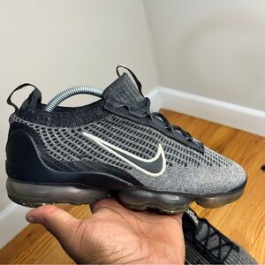 Nike Air VaporMax Flyknit Oreo DC9394 001 Size 8M